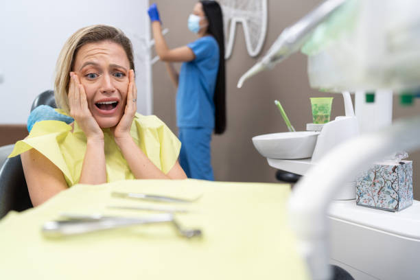 Best Broken Tooth Emergency  in Evendale, OH